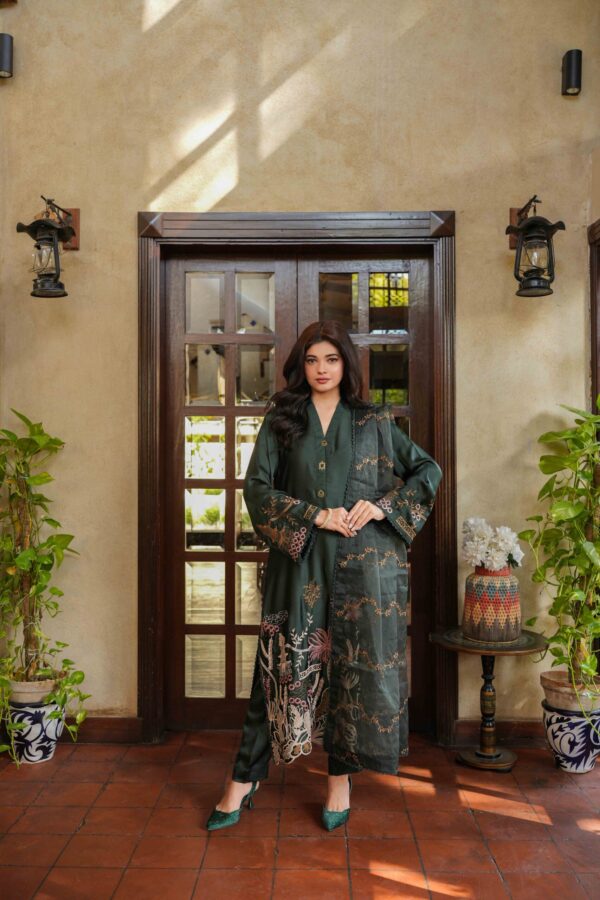 ZEHRA Italian Silk Shirt with Embroidered Organza Dupatta Eid Luxury Collection 1